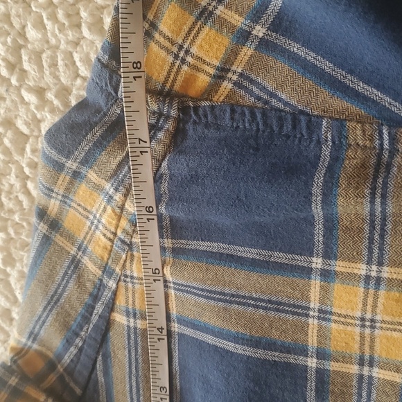 Columbia Flannel Plaid Pocketed‎ Casual Button Down Sz. M Shirt - Picture 9 of 13